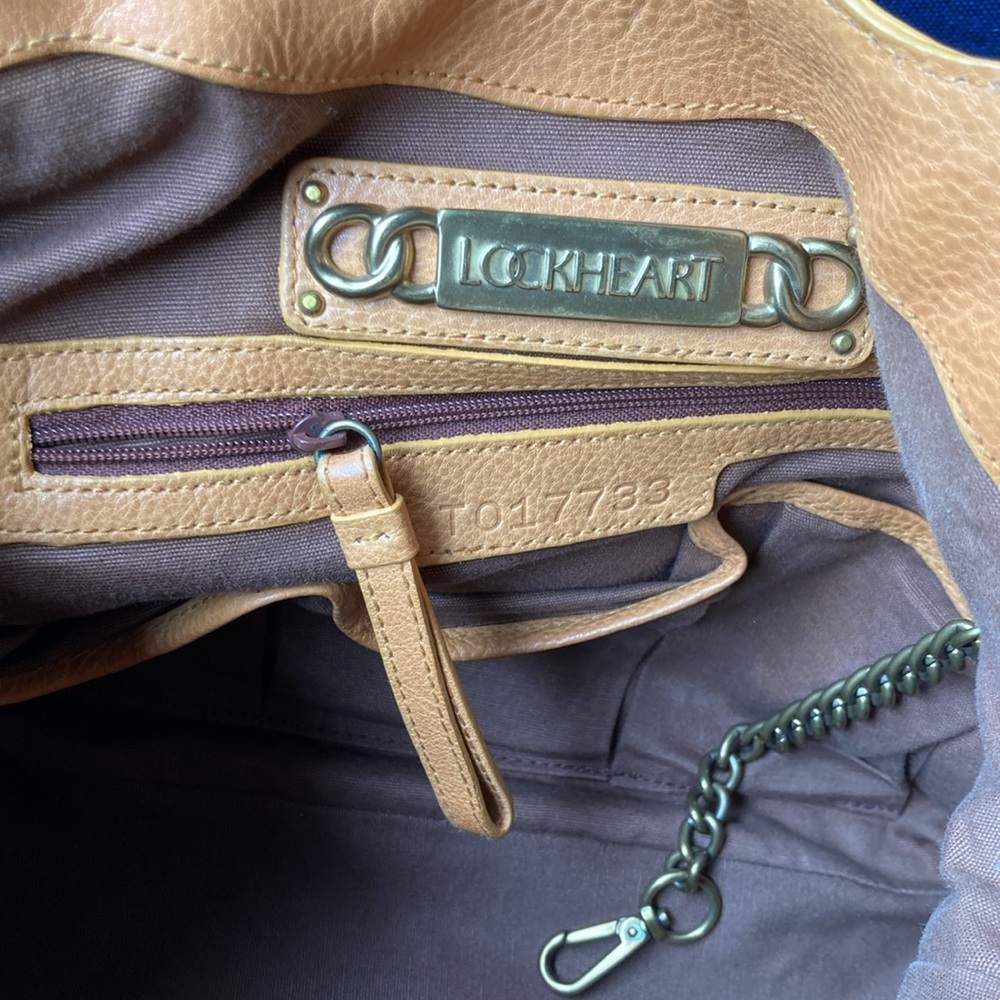 Lockheart Leather Bag Convertible - Picture 9 of 12